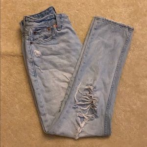 High waisted Girlfriend Jeans